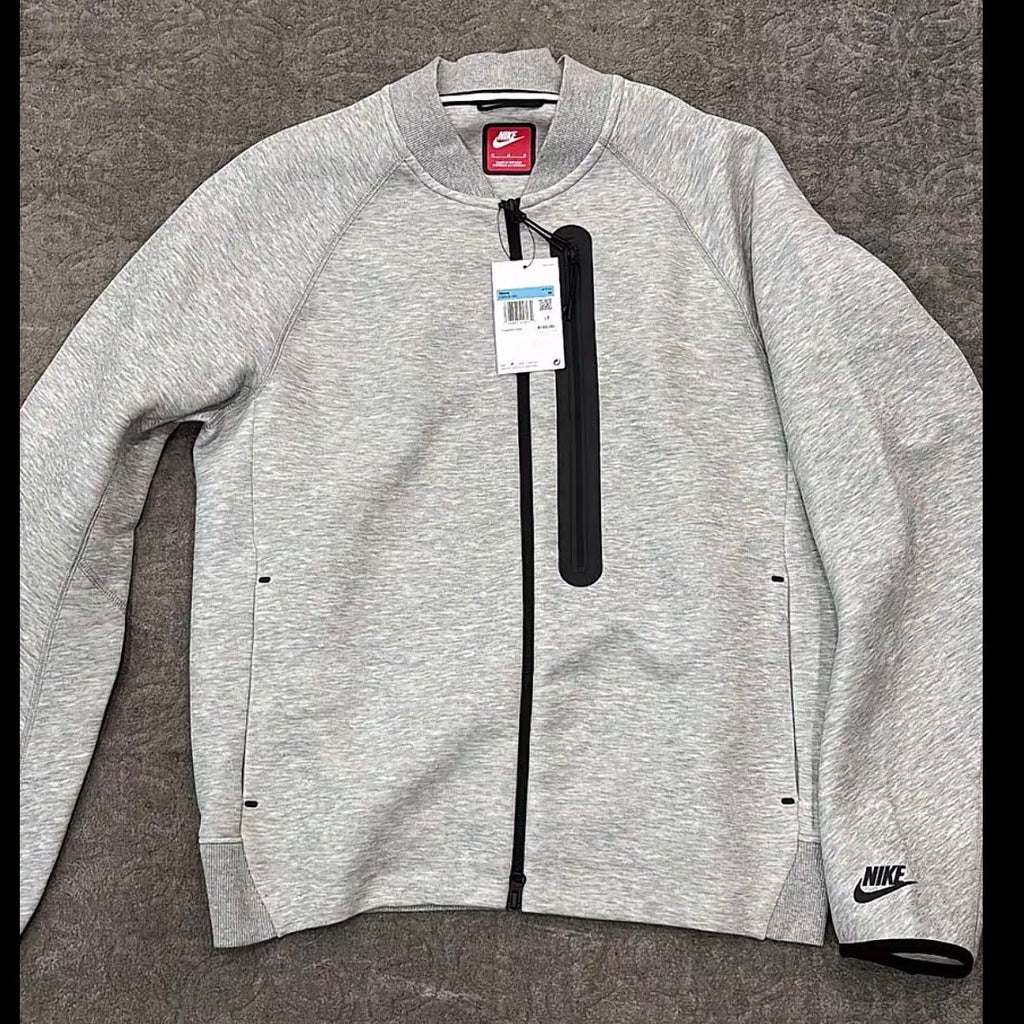 Haute tech gris 1.1 Quality 🥇