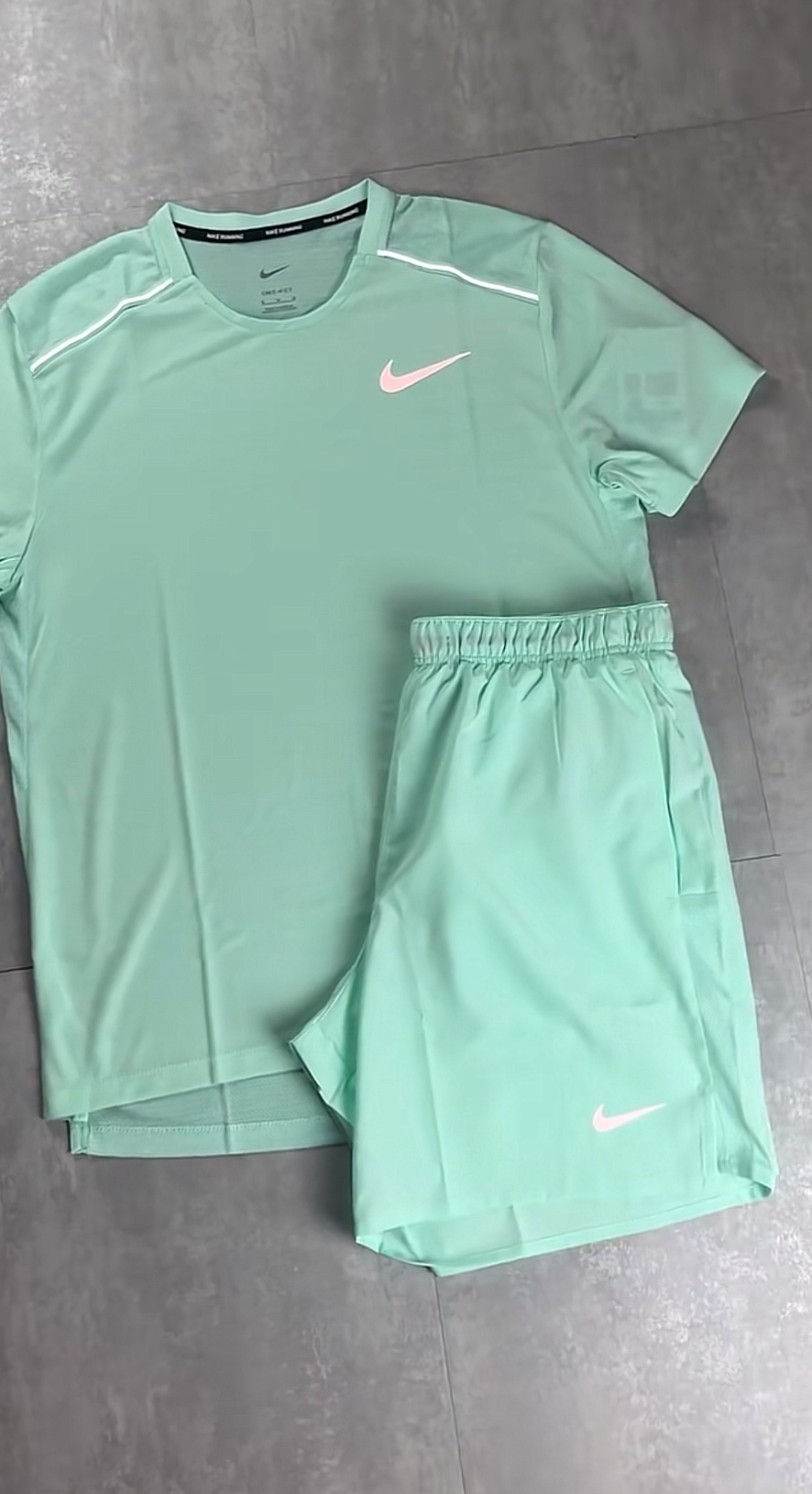 Ensemble Nike Miller