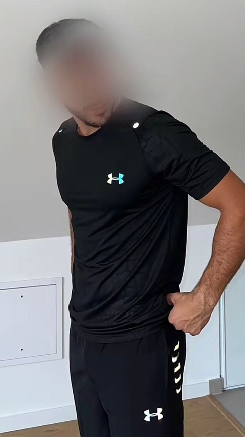T-shirt under armour reflective