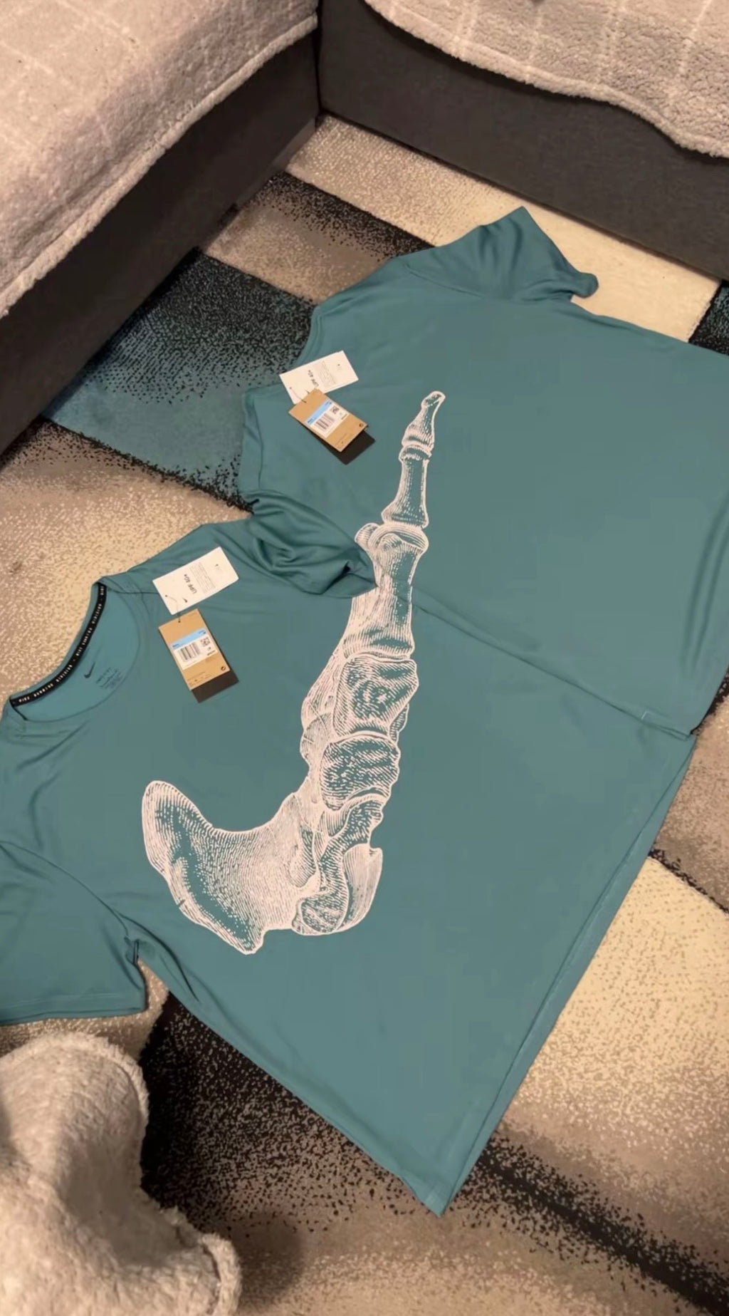 T-SHIRT NIKE SQUELETTE | meilleur qualité 🥇